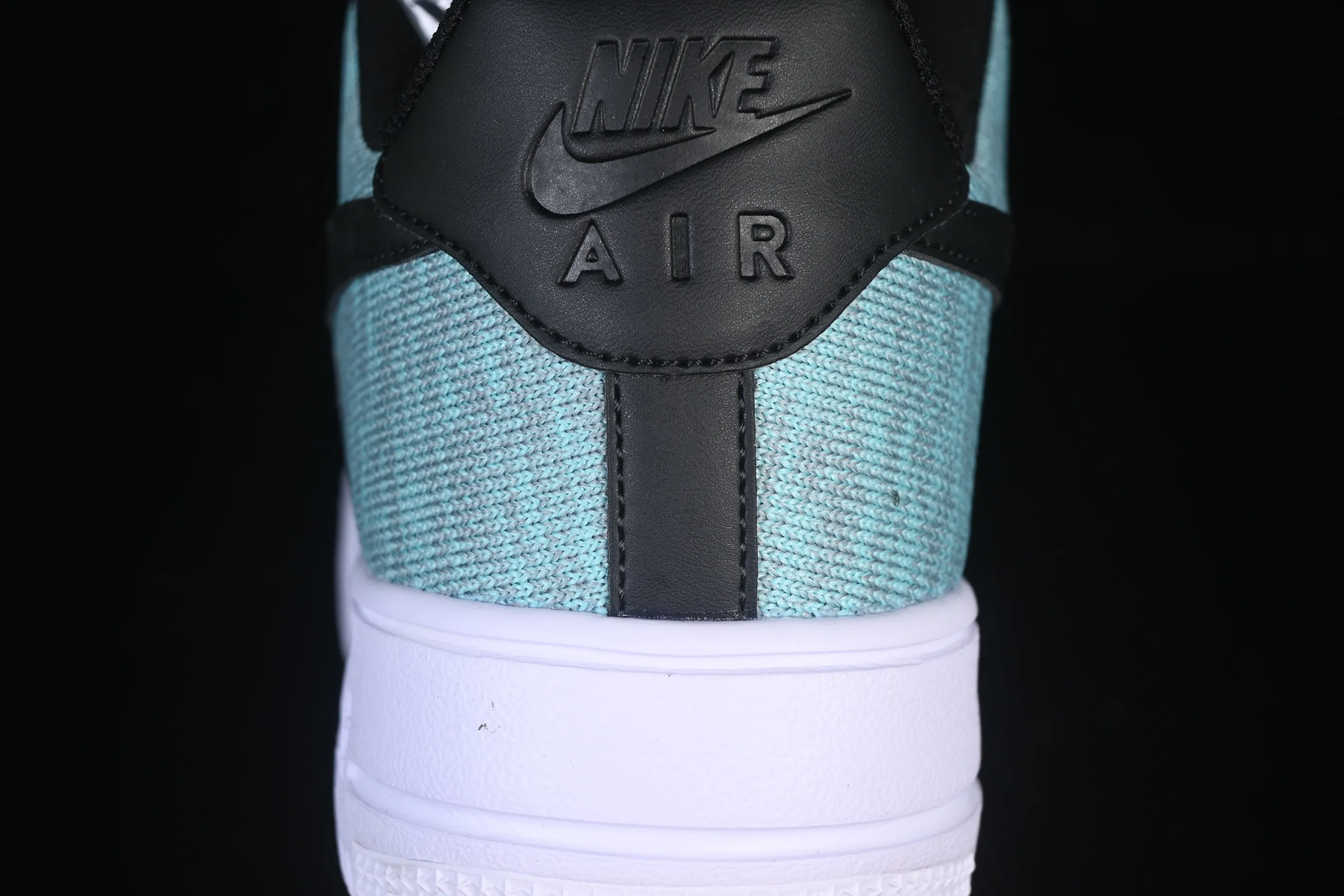 All Categories Nk Air Force 1 Air Force Series Nk Air Force 1 Low Air Force Low Nike Air Force 1'07 Low Flying Black and Green Air Force One Low Casual Shoes CI0051-600